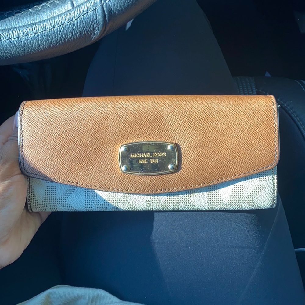Michael kors wallets